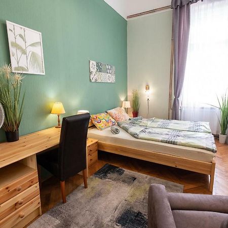 Pesto Hostel Будапешт Экстерьер фото