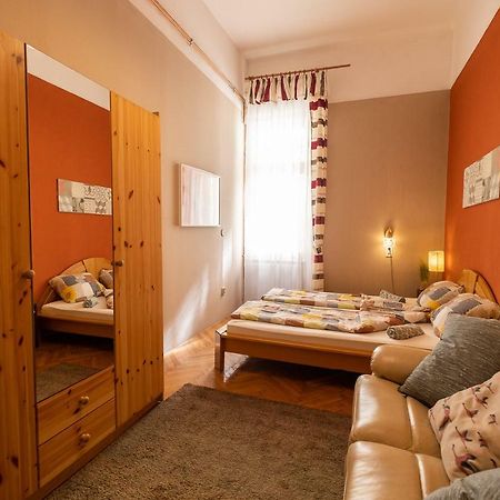 Pesto Hostel Будапешт Экстерьер фото