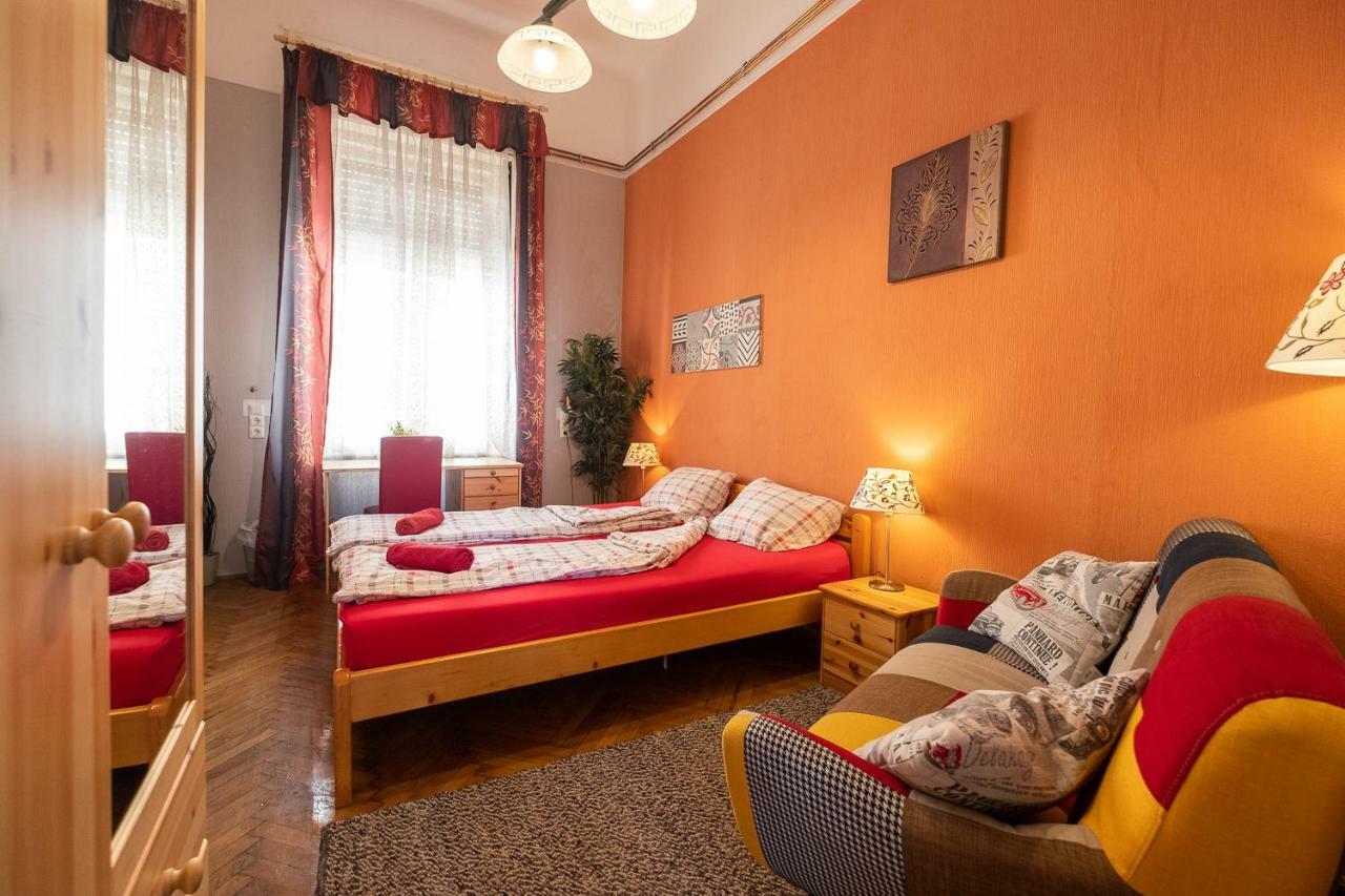 Pesto Hostel Будапешт Экстерьер фото